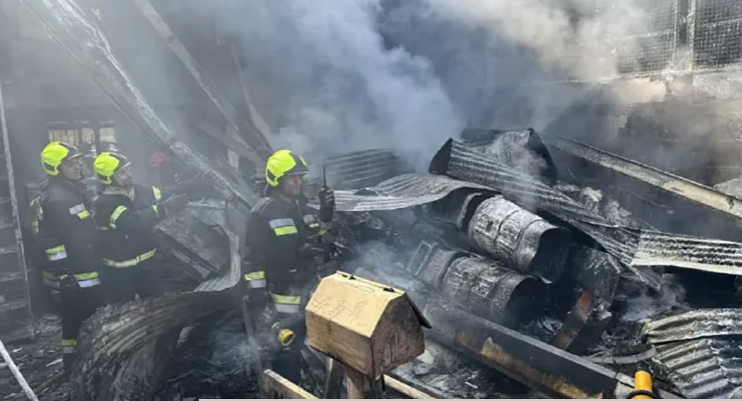 Heli Angkatan Darat Iran Jatuh di Pasar, Tewaskan 2 Pilot dan 2 Pedagang